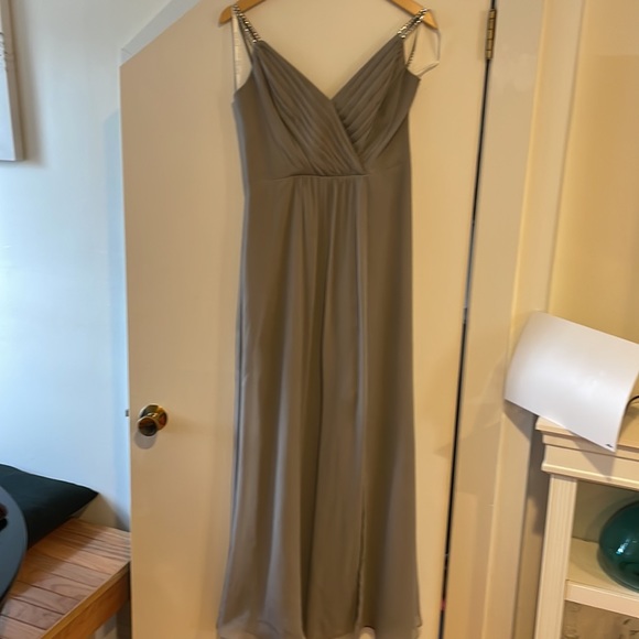 David’s Bridal Bridesmaid Dress in Mercury - Picture 7 of 9